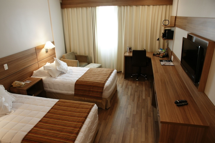 Imagen de la habitación del Hotel Everest Porto Alegre. Foto 9
