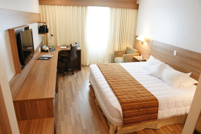Imagen de la habitación del Hotel Everest Porto Alegre. Foto 11