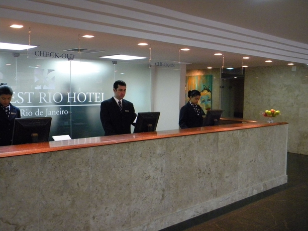 Imagen de los interiores del Hotel Everest Rio. Foto 14
