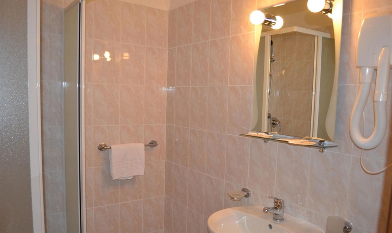 Imagen de la habitación del Hotel Everest, Termini. Foto 5