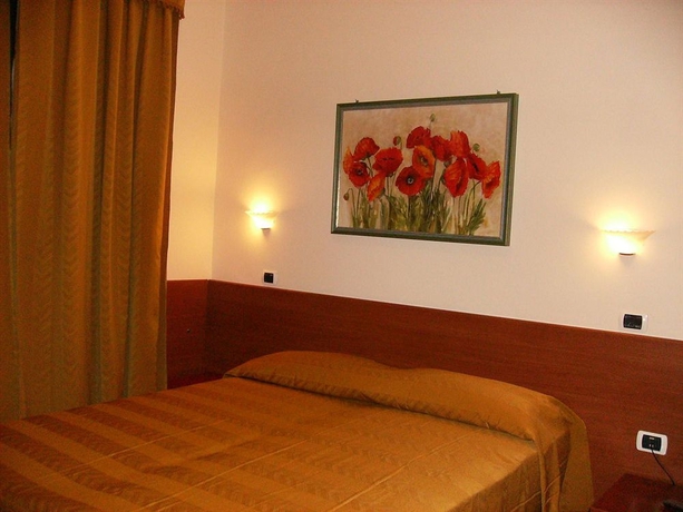 Imagen de la habitación del Hotel Everest, Termini. Foto 9