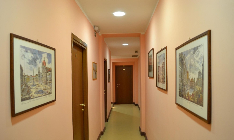 Imagen de los interiores del Hotel Everest, Termini. Foto 12