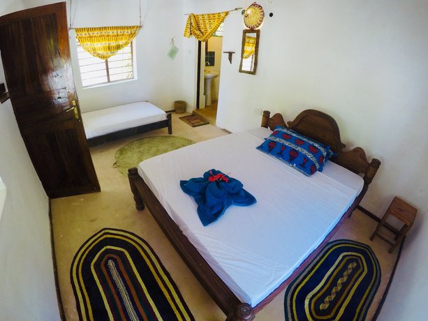 Imagen de la habitación del Hotel Evergreen Bungalows. Foto 2