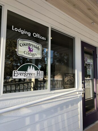 Imagen general del Hotel Evergreen Hill Condominiums. Foto 11