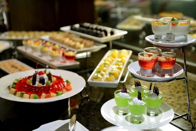 Imagen del bar/restaurante del Hotel Evergreen Laurel Bangkok. Foto 8