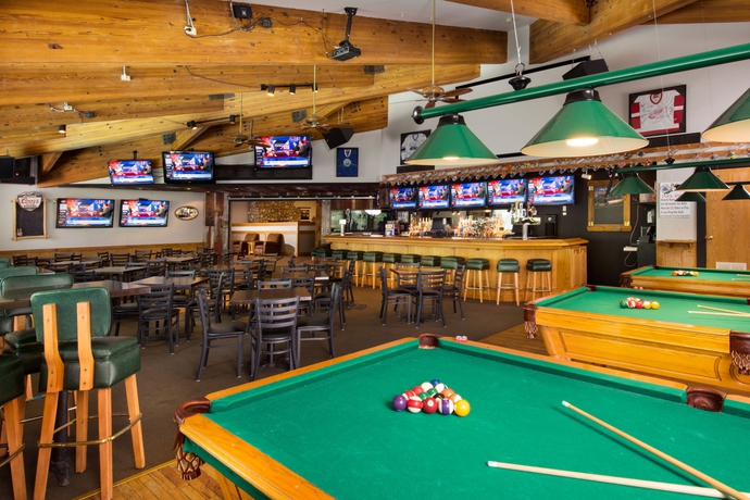 Imagen del bar/restaurante del Hotel Evergreen Lodge At Vail. Foto 3