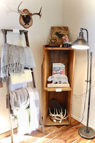 Imagen de los interiores del Hotel Evergreen Motel. Foto 13