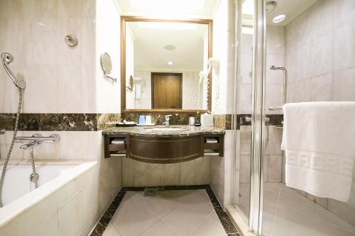 Imagen de la habitación del Hotel Evergreen Plaza Tainan. Foto 8