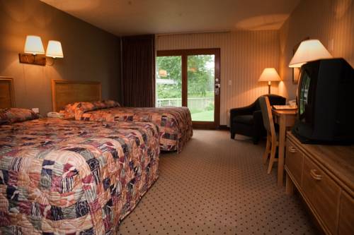 Imagen de la habitación del Hotel Evergreen Resort, Cadillac. Foto 8