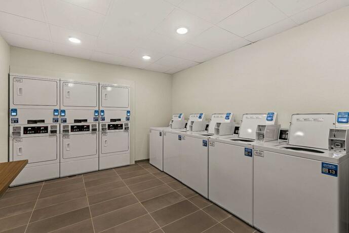 Imagen general del Hotel Everhome Suites Huntsville - Research Park. Foto 28
