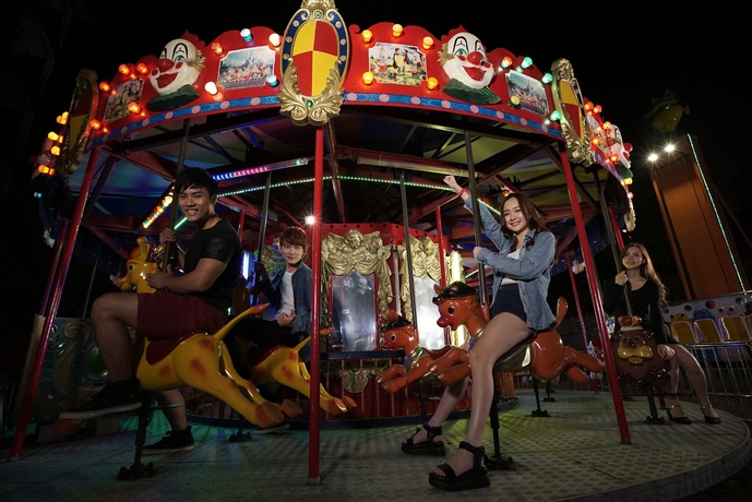 Imagen de los exteriores del Hotel Everia Villas Resort. Foto 11