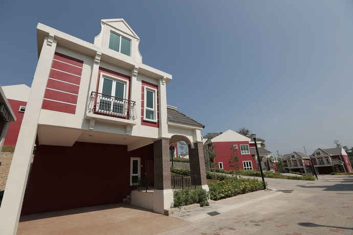 Imagen de los exteriores del Hotel Everia Villas Resort. Foto 15