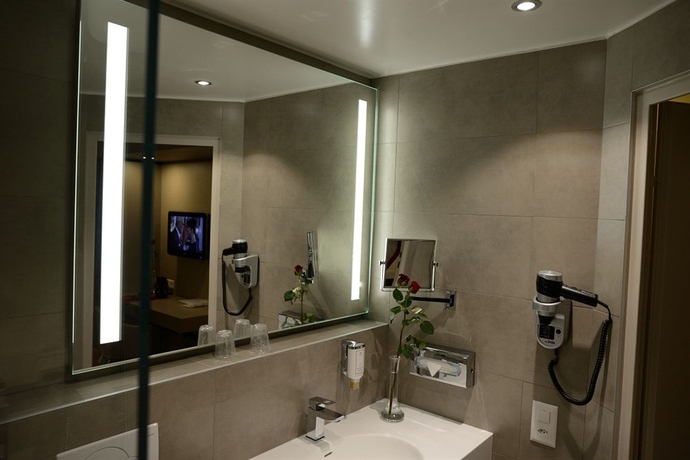 Imagen de la habitación del Hotel Everness and Resort. Foto 8