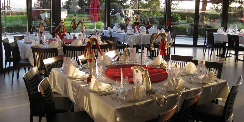 Imagen de los interiores del Hotel Everness and Resort. Foto 14