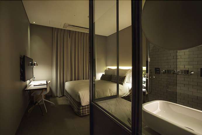 Imagen de la habitación del Hotel Everrich. Foto 12