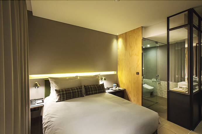 Imagen de la habitación del Hotel Everrich. Foto 15
