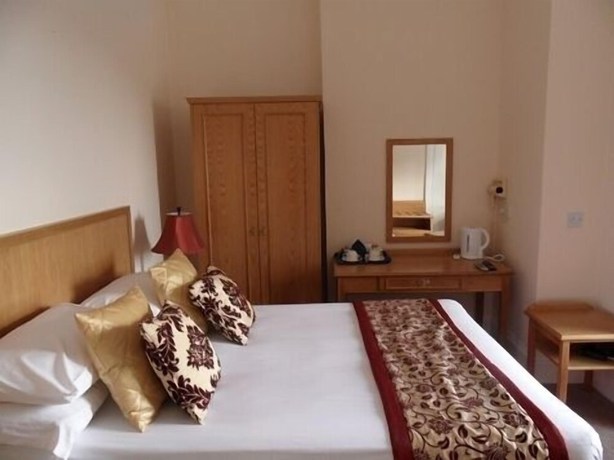 Imagen de la habitación del Hotel Eversley. Foto 9