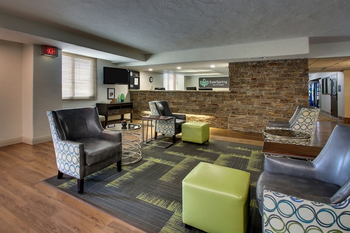 Imagen de los interiores del Hotel Everspring Inn. Foto 19