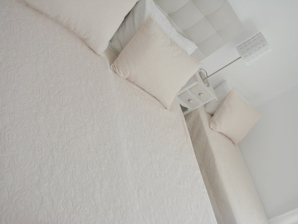 Imagen de la habitación del Hotel Evi Evan. Foto 10