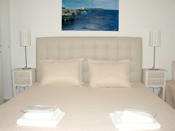 Imagen de la habitación del Hotel Evi Evan. Foto 14