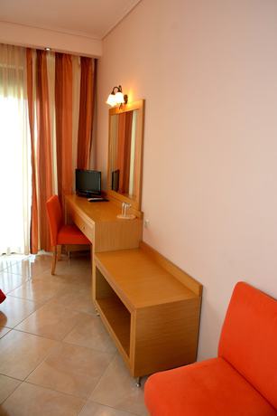 Imagen de la habitación del Hotel Evia And Suites. Foto 10
