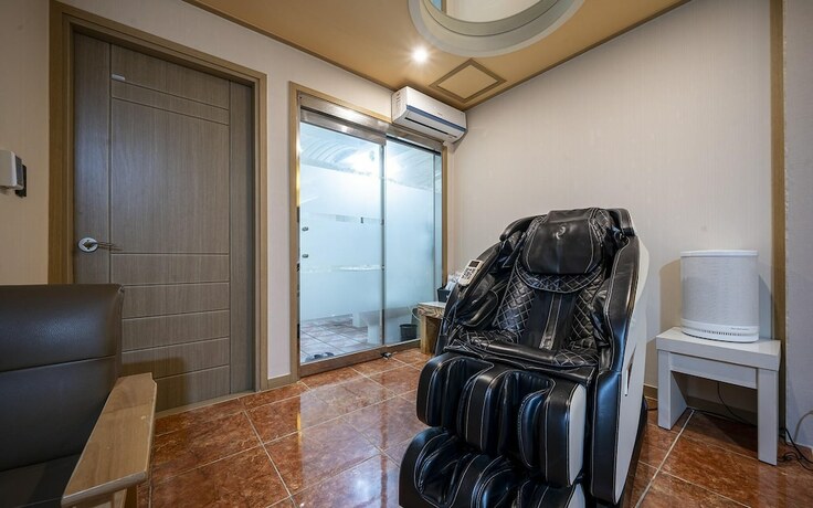 Imagen de la habitación del Hotel Evian Drive-in in Daejam-dong Pohang. Foto 20