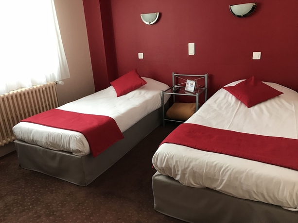 Imagen de la habitación del Hotel Evian Express. Foto 4