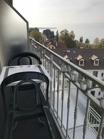 Imagen de la habitación del Hotel Evian Express. Foto 15