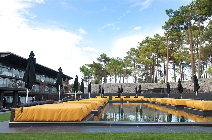 Imagen de la piscina del Hotel Evidencia Belverde. Foto 14