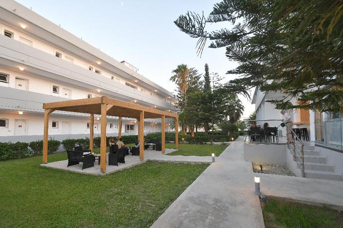 Imagen general del Hotel Evita Bay. Foto 1