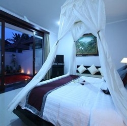 Imagen de la habitación del Hotel Evita Villa. Foto 3