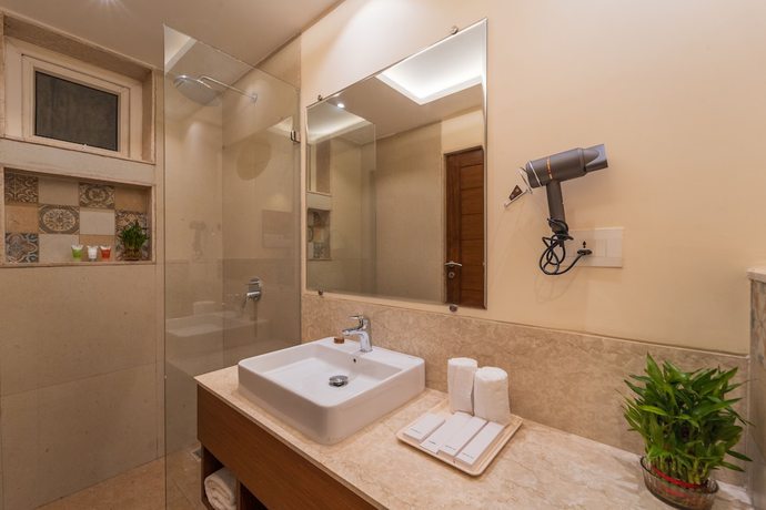 Imagen de la habitación del Hotel Evoke Premium Candolim North Goa. Foto 11