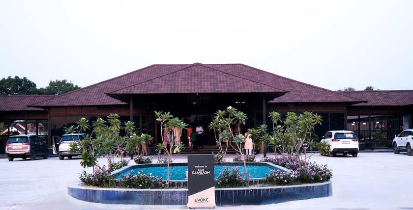 Imagen de los interiores del Hotel Evoke Rambagh Ayodhya. Foto 14