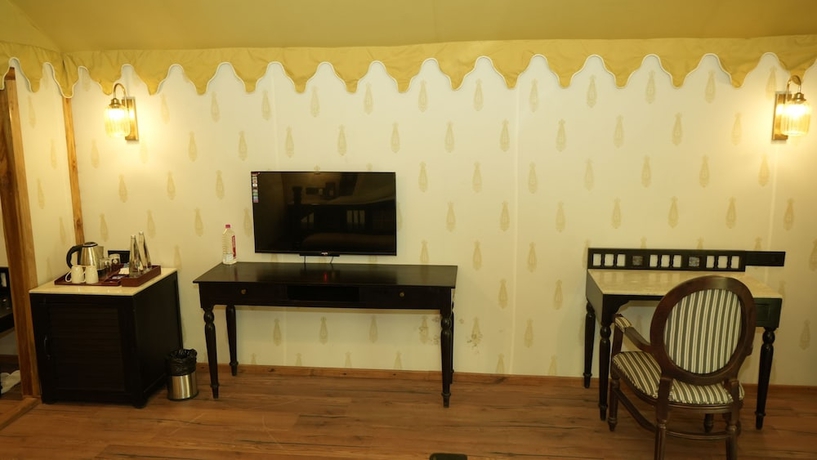 Imagen de la habitación del Hotel Evoke Rambagh Ayodhya. Foto 12