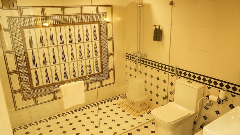 Imagen de la habitación del Hotel Evoke Rambagh Ayodhya. Foto 13