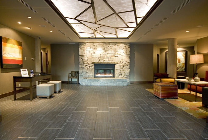 Imagen de los interiores del Hotel Evolution Whistler. Foto 9