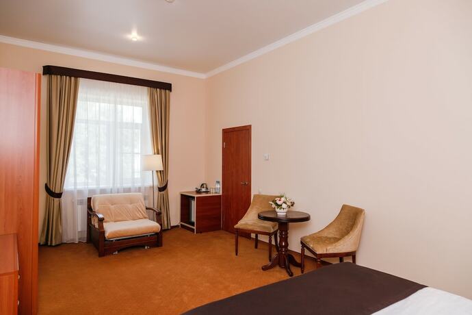 Imagen de la habitación del Hotel Evropeysky. Foto 3