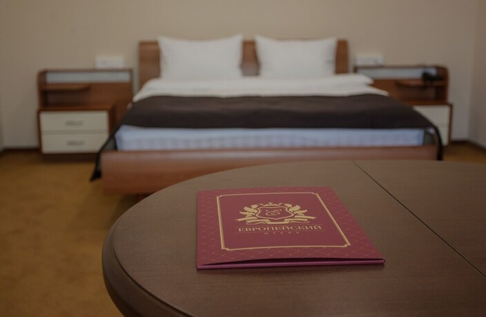 Imagen de la habitación del Hotel Evropeysky. Foto 6
