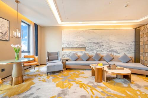 Imagen general del Hotel Evwa Platinum. Foto 6