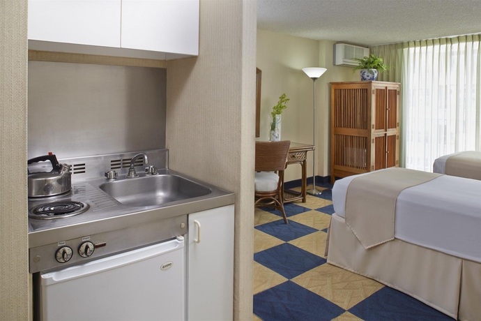 Imagen de la habitación del Hotel Ewa Waikiki. Foto 7