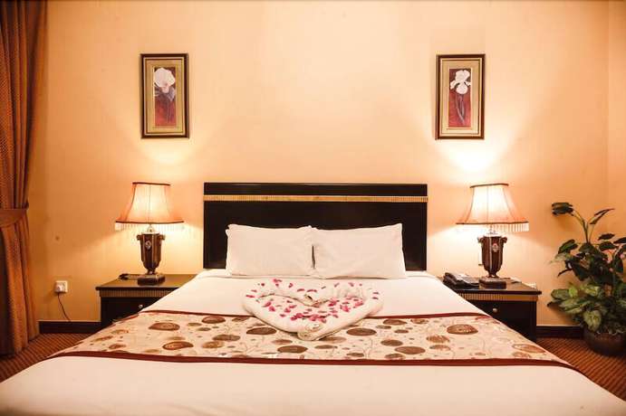 Imagen de la habitación del Hotel Ewan Sharjah. Foto 6