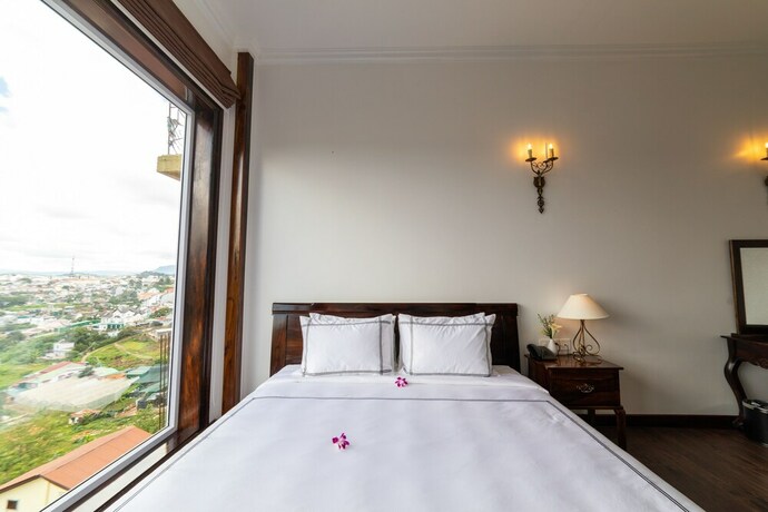 Imagen de la habitación del Hotel Ex Dalat. Foto 12