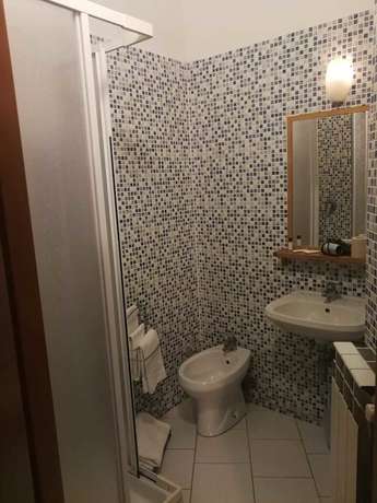 Imagen de la habitación del Hotel Exagon Flower. Foto 6