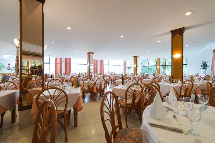 Imagen del bar/restaurante del Hotel Exagon Park. Foto 4