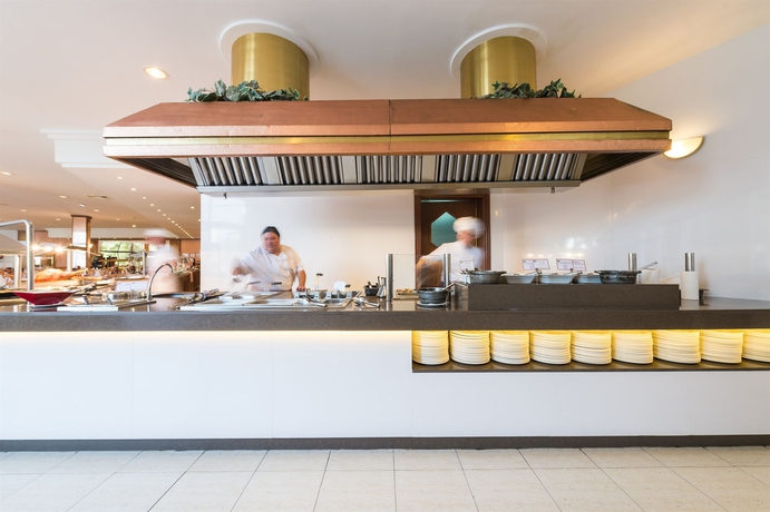 Imagen del bar/restaurante del Hotel Exagon Park. Foto 6