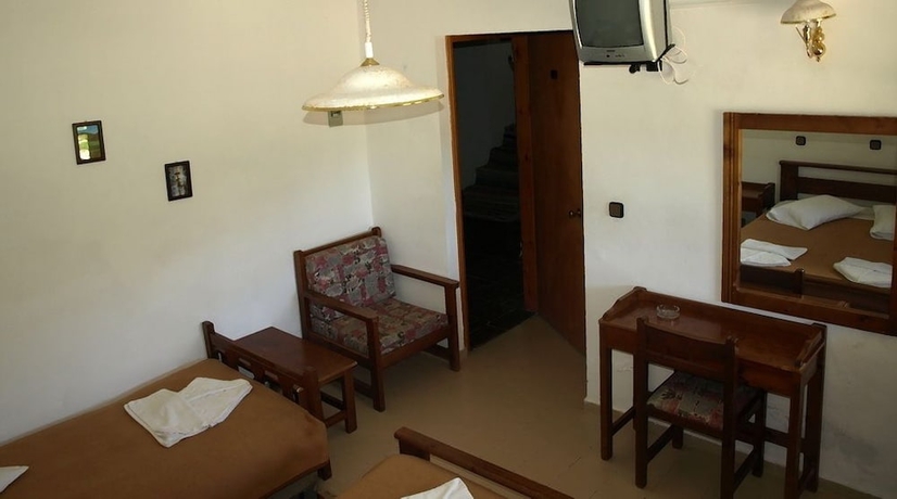 Imagen de la habitación del Hotel Exari. Foto 11
