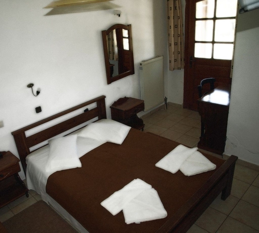 Imagen de la habitación del Hotel Exari. Foto 12
