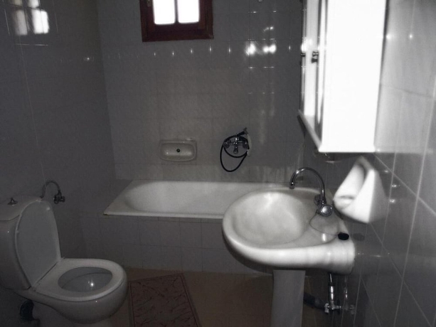 Imagen de la habitación del Hotel Exari. Foto 16