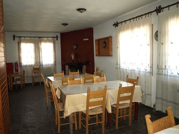 Imagen del bar/restaurante del Hotel Exari. Foto 2