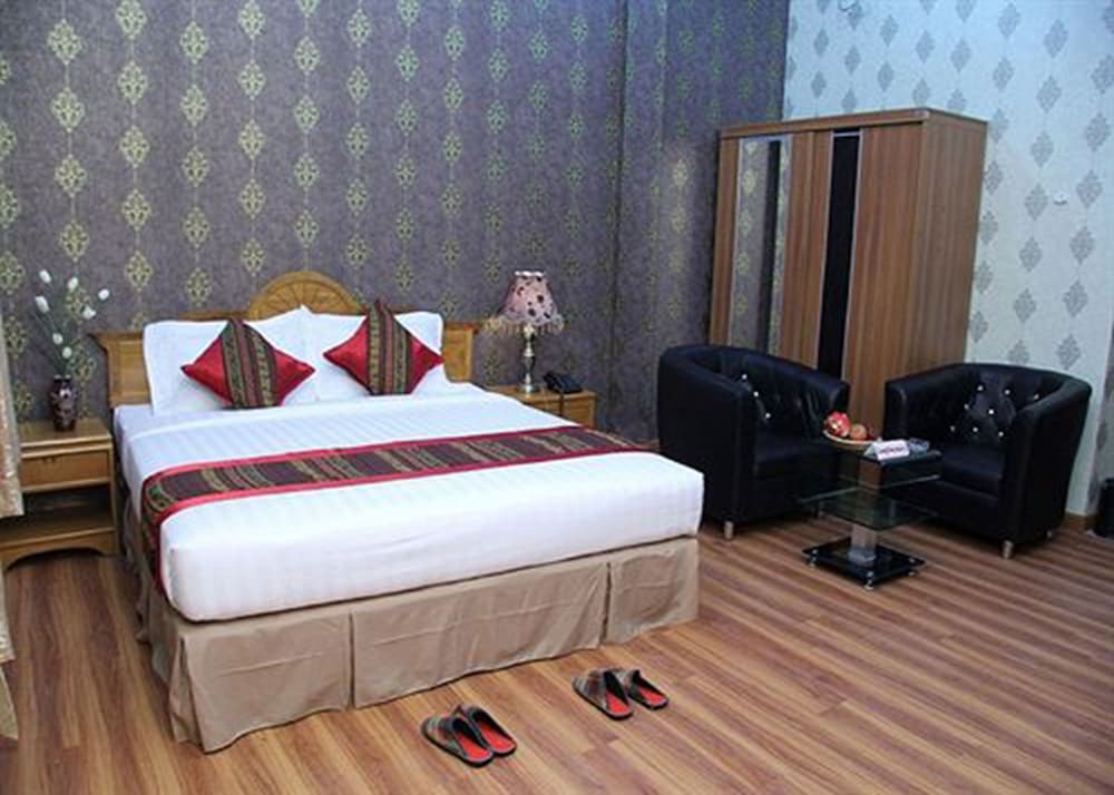 Imagen de la habitación del Hotel Excel Capital. Foto 6